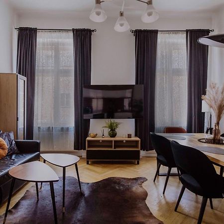 Golden Pearl - Main Square, 100 Sqm, 4 Rooms Krakkó Kültér fotó