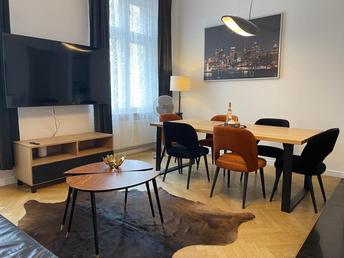 Golden Pearl - Main Square, 100 Sqm, 4 Rooms Krakkó Kültér fotó