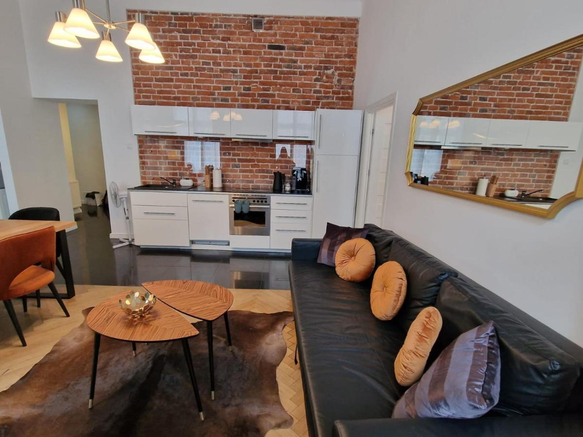 Golden Pearl - Main Square, 100 Sqm, 4 Rooms Krakkó Kültér fotó