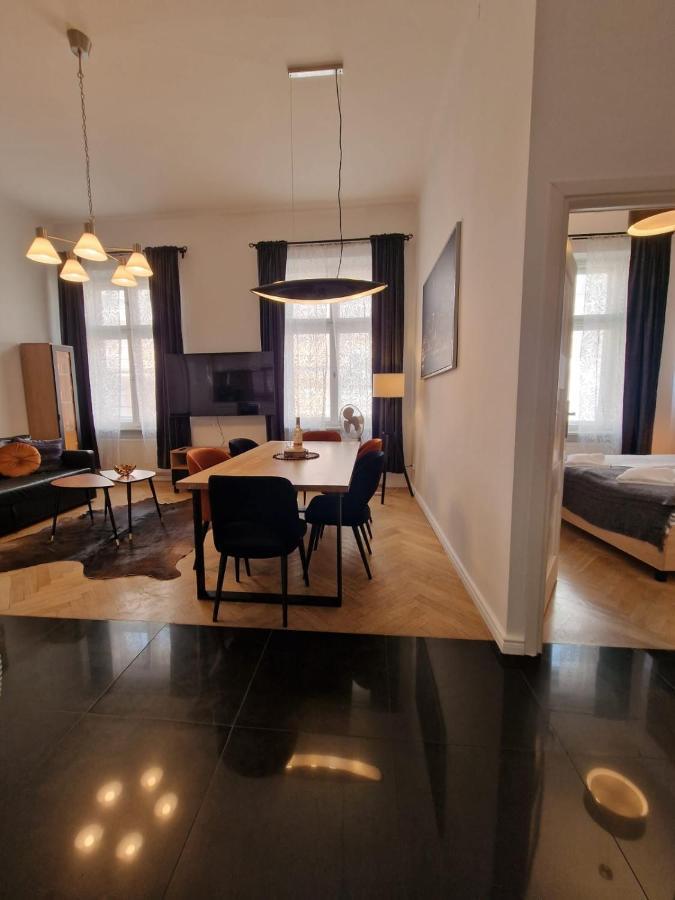 Golden Pearl - Main Square, 100 Sqm, 4 Rooms Krakkó Kültér fotó