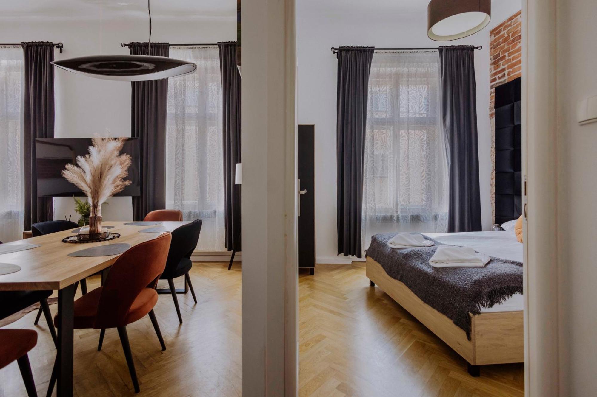 Golden Pearl - Main Square, 100 Sqm, 4 Rooms Krakkó Kültér fotó