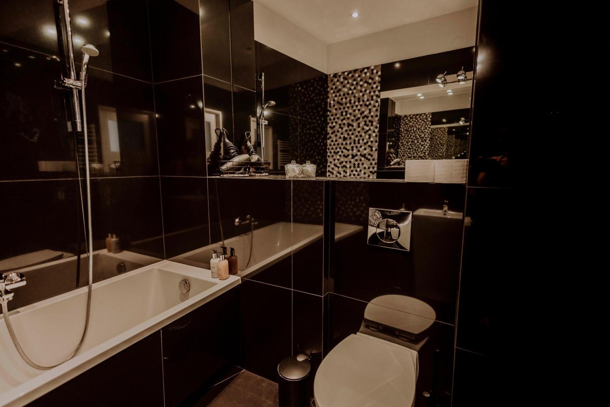 Golden Pearl - Main Square, 100 Sqm, 4 Rooms Krakkó Kültér fotó